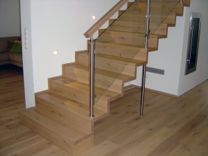 Faltwerkstiege aus Holz