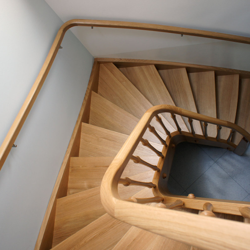 Wangenstiege aus Holz