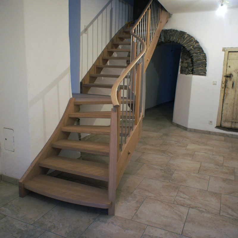 Wagenstiege aus Vollholz