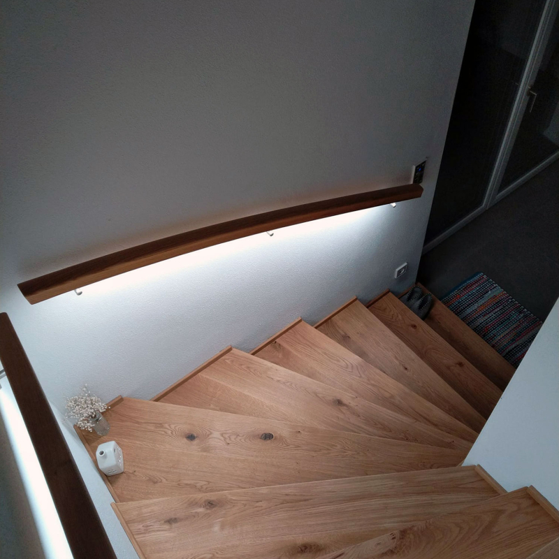 Betonstiege Eichenverkleidung