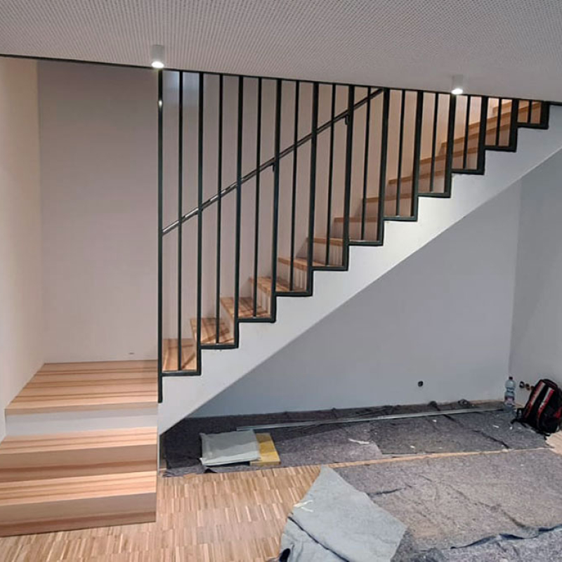 Stiege verkleiden Seitenansicht